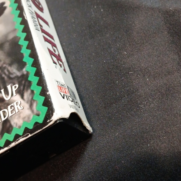 2 Zoo Life VHS Tapes - Picture 8 of 10